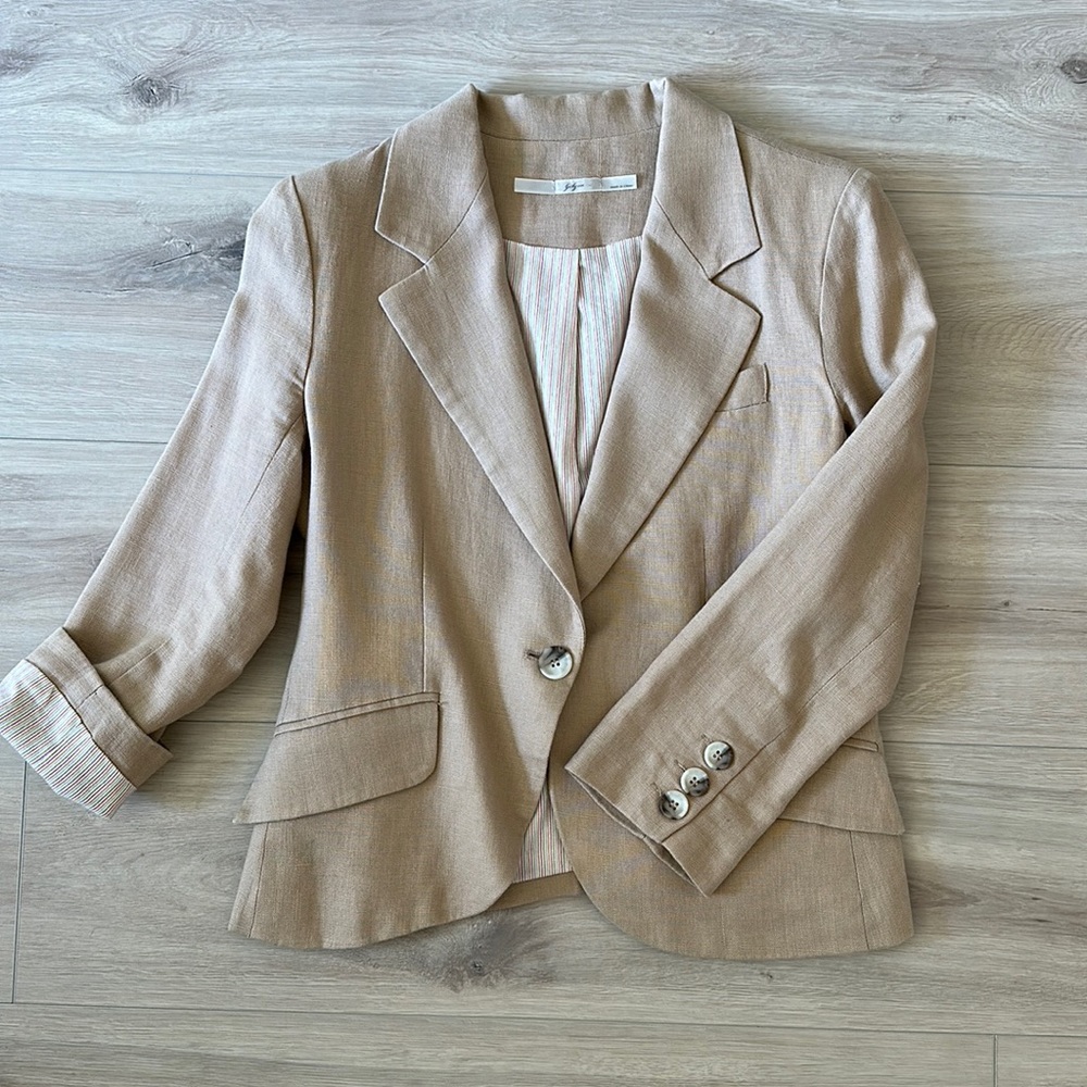 Linen camel blazer